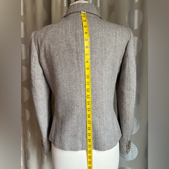 Tailored blazer - perfect for spring. - Picture 2 of 11